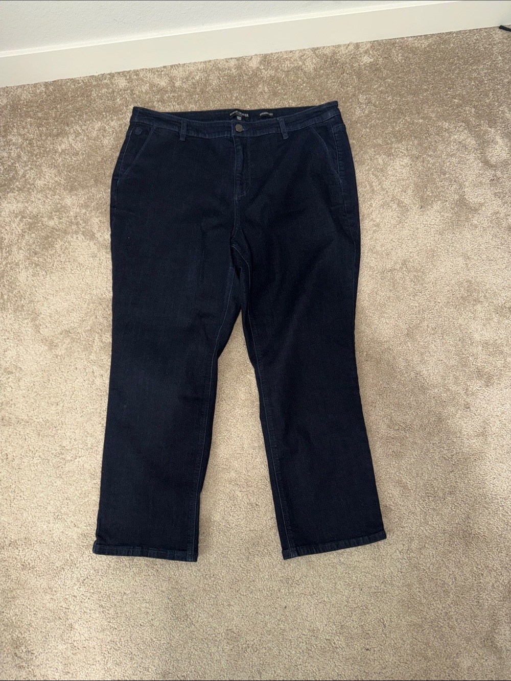 NWT Susan Graver Dark Navy Straight Leg Pants